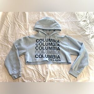 Cropped Columbia hoodie